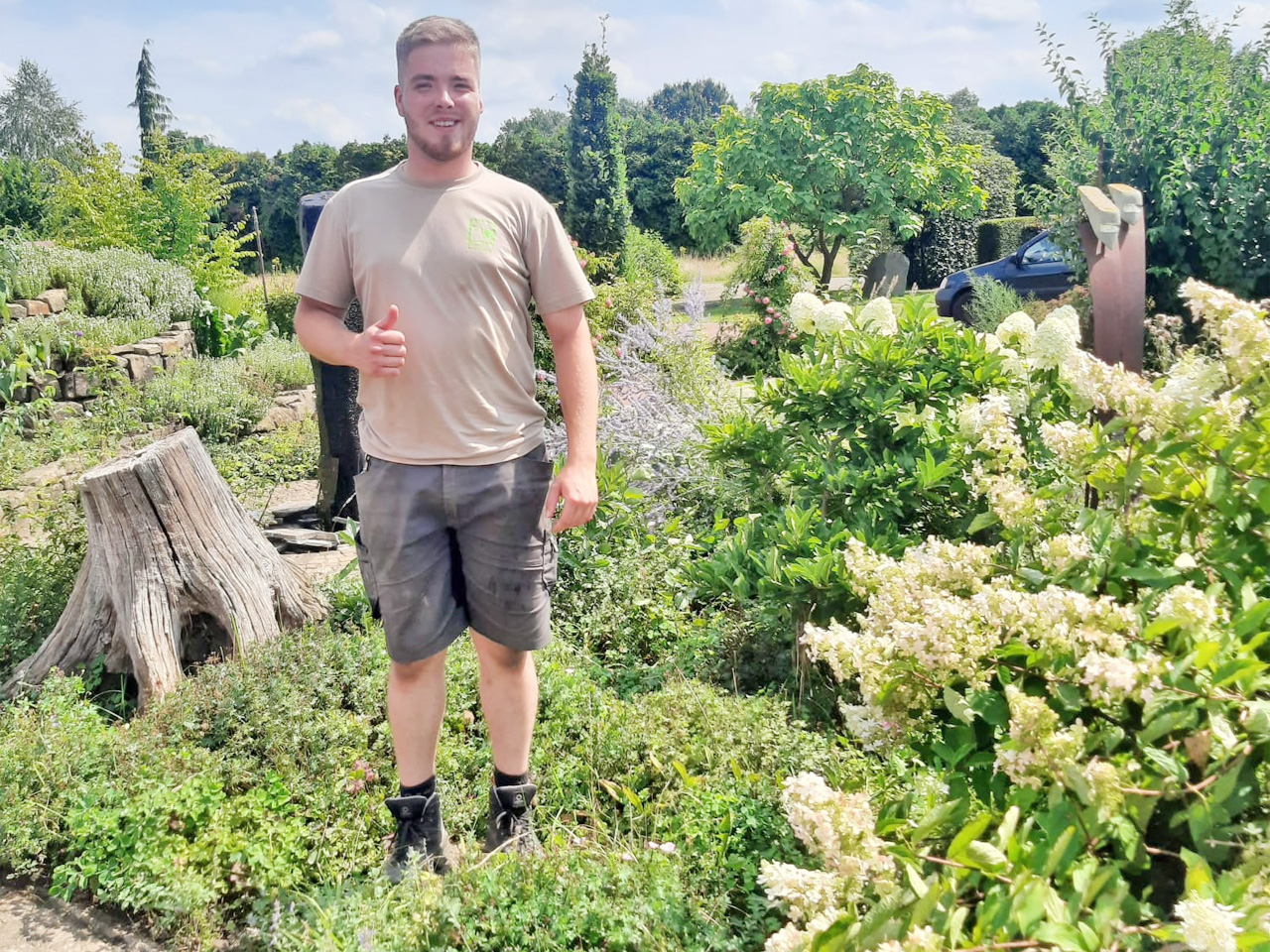 Verwendung des Bildes auf besonderen Wunsch der Firmenleitung. Der Webdesigner